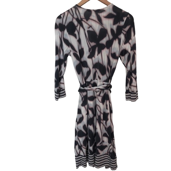 BCBGMaxAzria Abstract Floral Surplice Dress - Picture 8 of 14